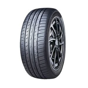 205/55R17 95W CF710 Comforser H/T CHINA